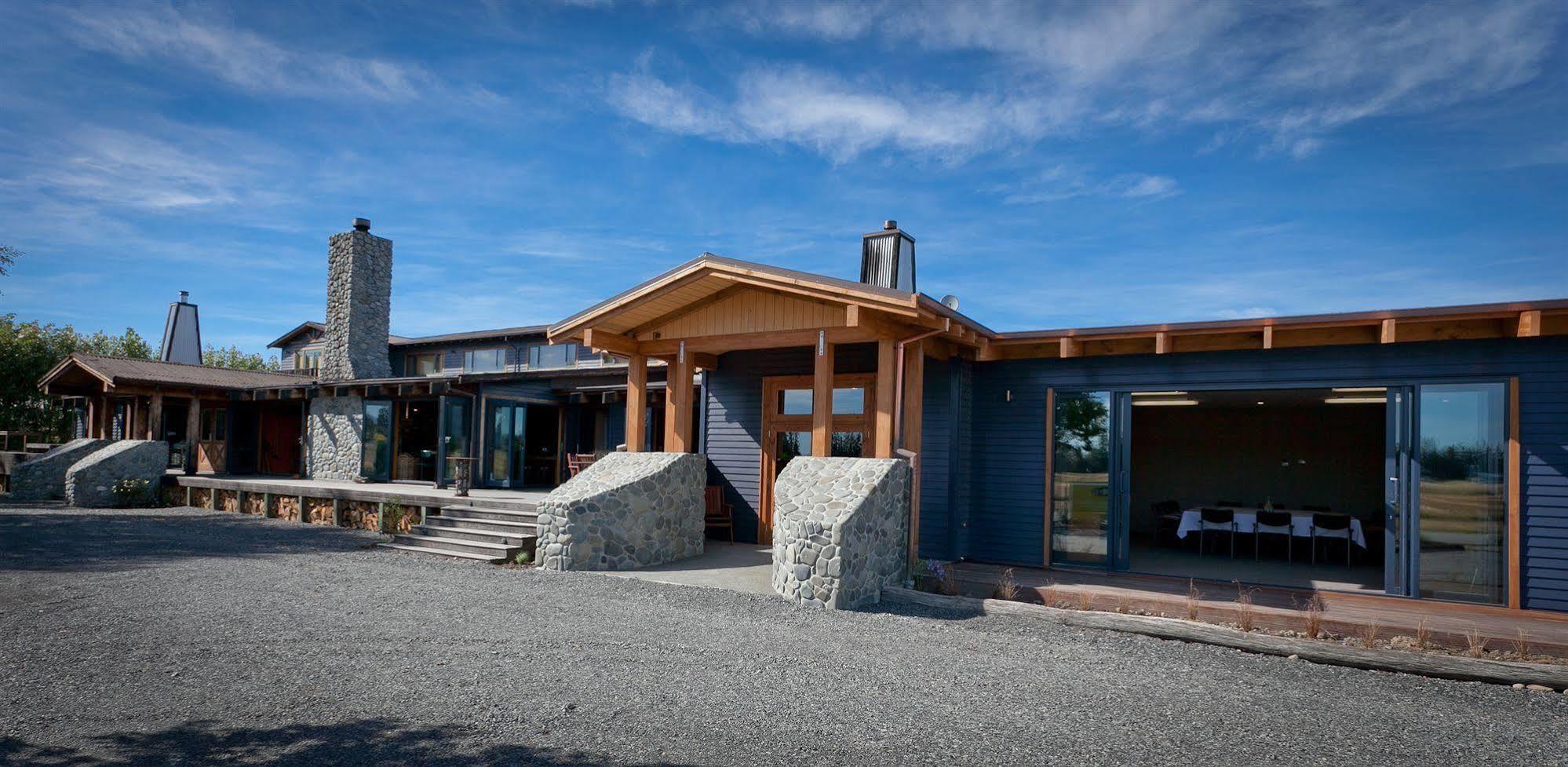 Ski Time Lodge Methven Exteriör bild